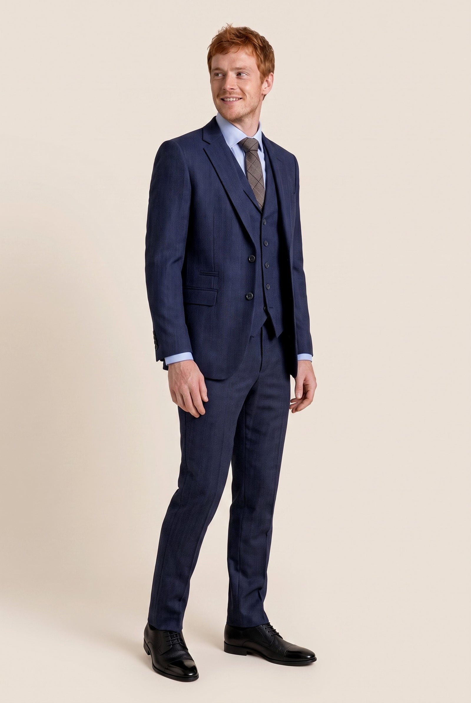 Look #987 styled with Muško tamnoplavo odijelo od tvida s uzorkom riblje kosti, 3 dijela