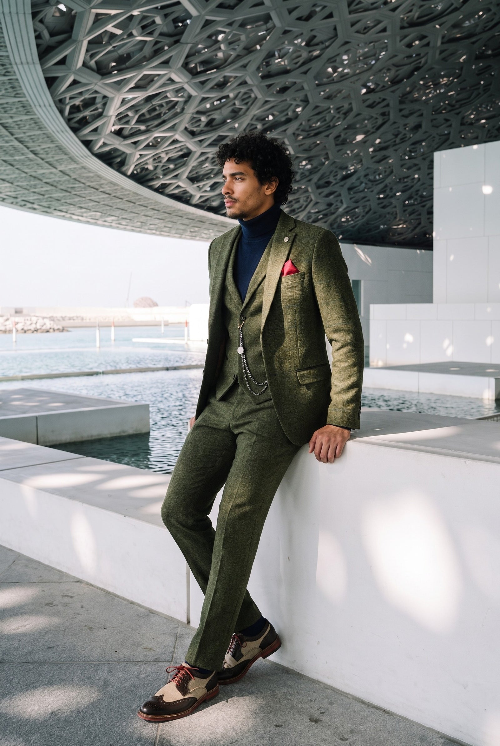 Look #706 styled with Muški tamnoplavi dolčevit pulover s dugim rukavima, pleteni od mekane viskoze