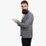 Sretni gospodin ELEGANTE vuneno odijelo od 3 dijela s kontrastnim smeđim prslukom