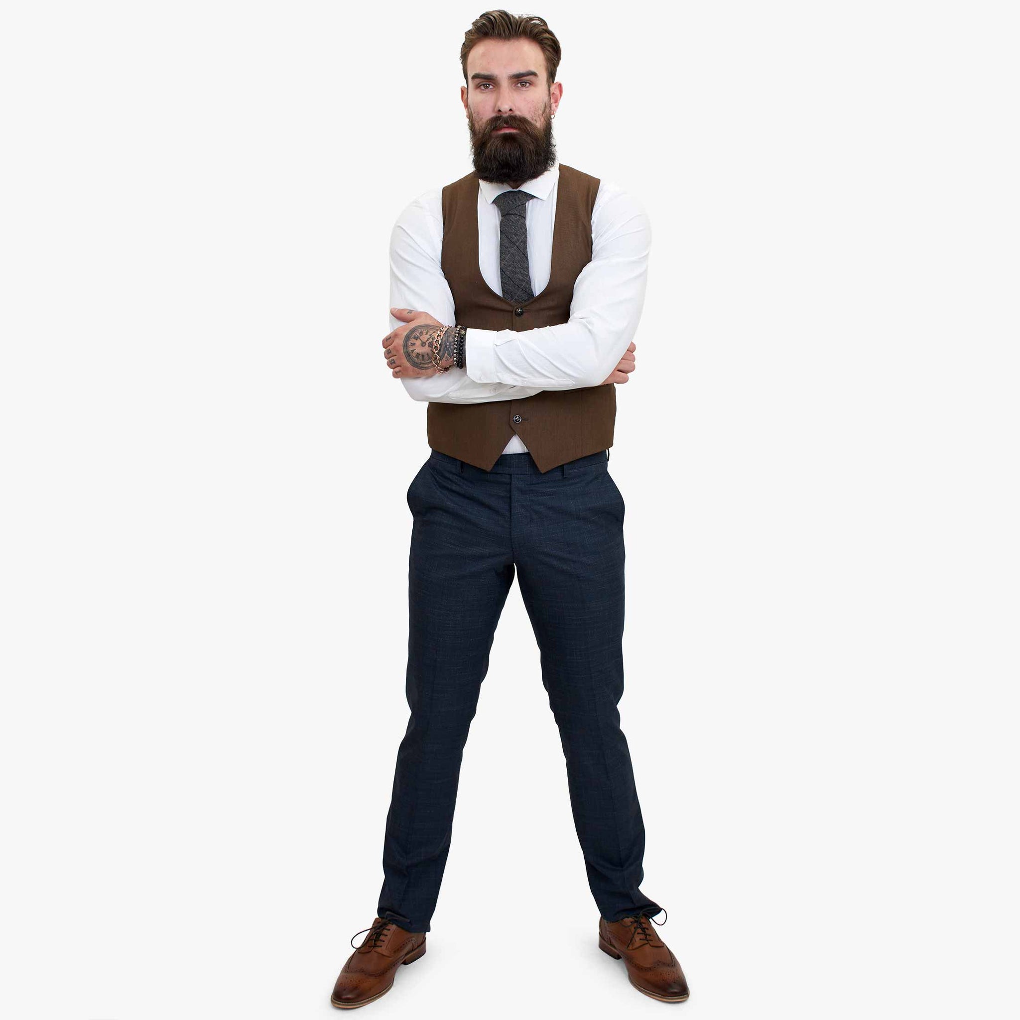 Happy Gentleman GRAZIE Tamnoplavo vuneno odijelo od 3 dijela s kontrastnim smeđim prslukom