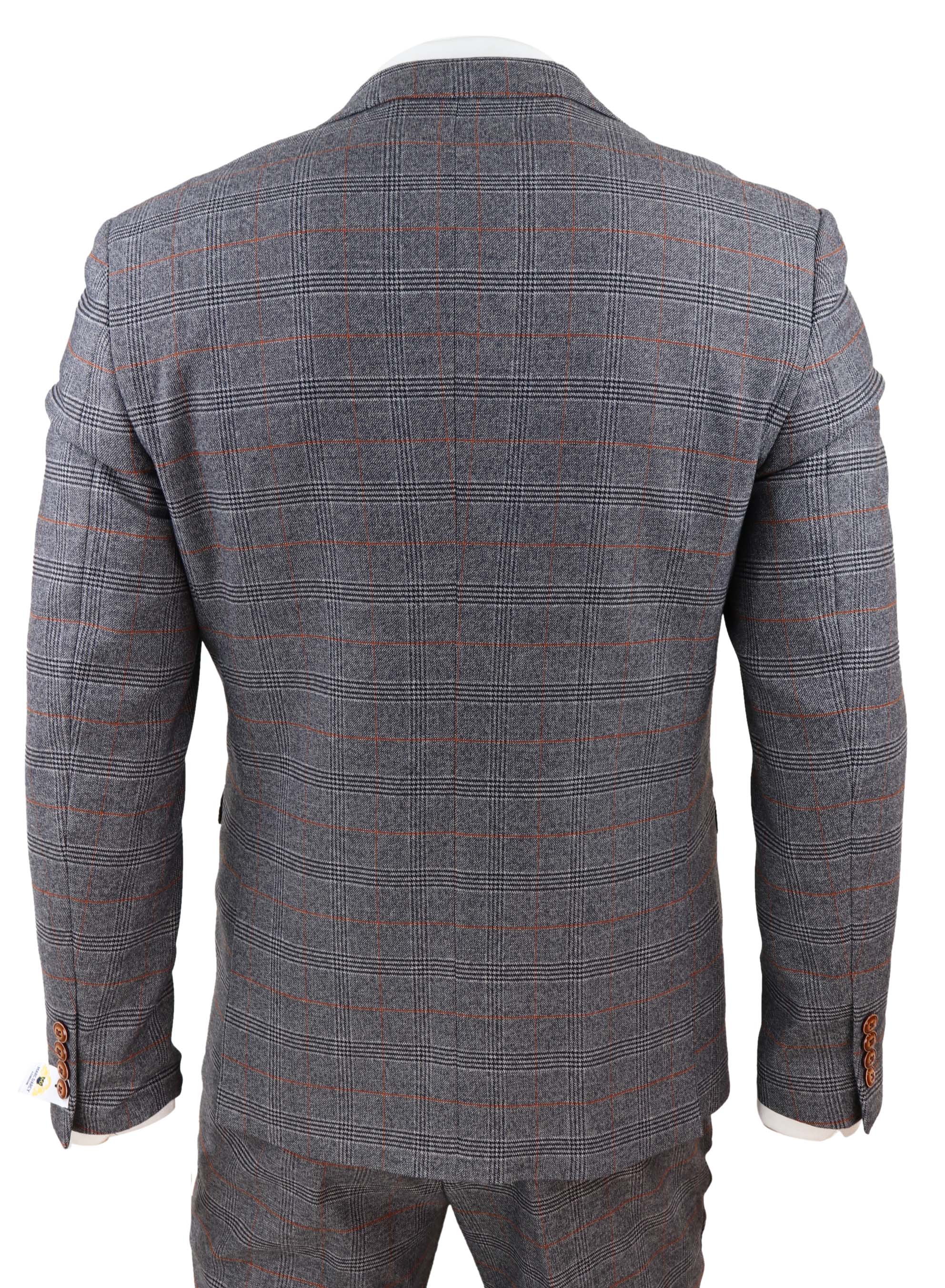 Sivo trodijelno odijelo s prslukom s dvostrukim kopčanjem