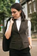 Ženski tvidasti prsluk s uzorkom riblje kosti, smeđi, vintage stil, klasičan i elegantan, iz 1920-ih